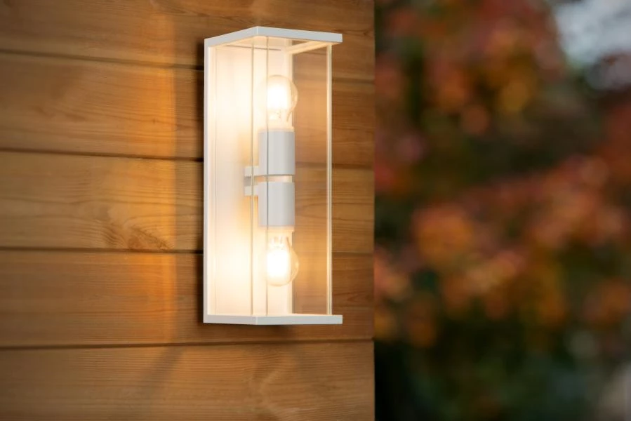 Lucide CLAIRE - Wandlamp Binnen/Buiten - 2xE27 - IP54 - Wit - sfeer 1